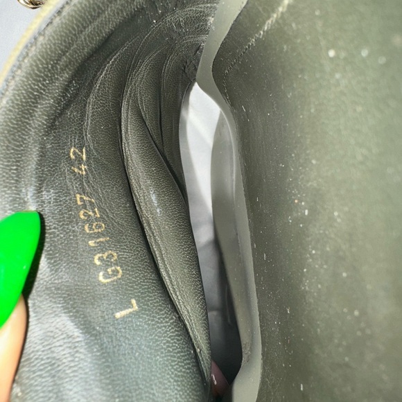 Authentic Chanel slides - Picture 5 of 5